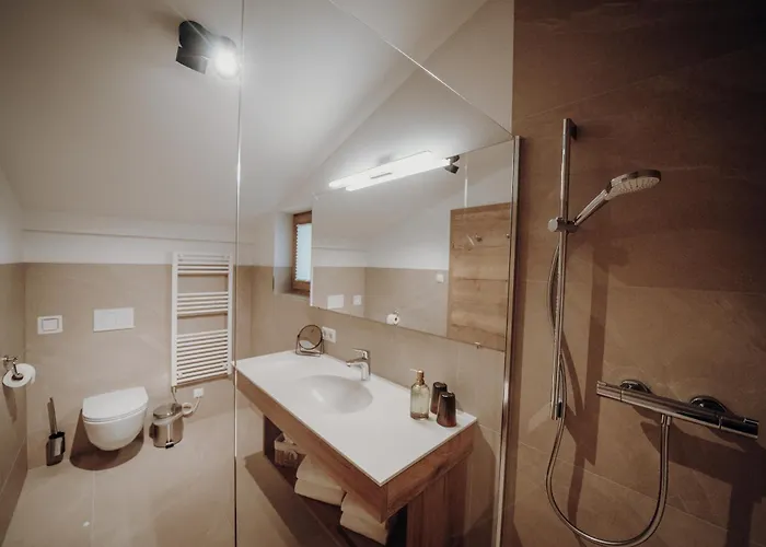 Kleinberg Διαμέρισμα *